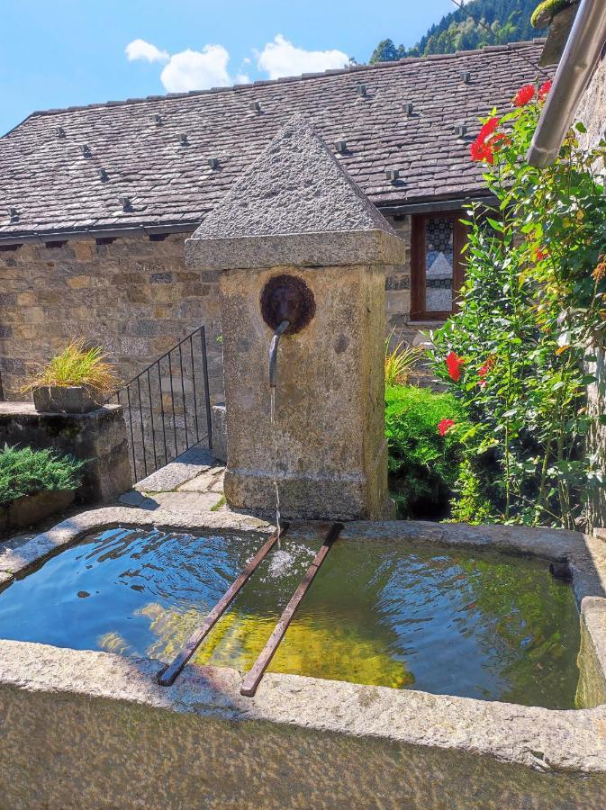 La Casa Del Busso Bed and Breakfast Boccioleto Esterno foto